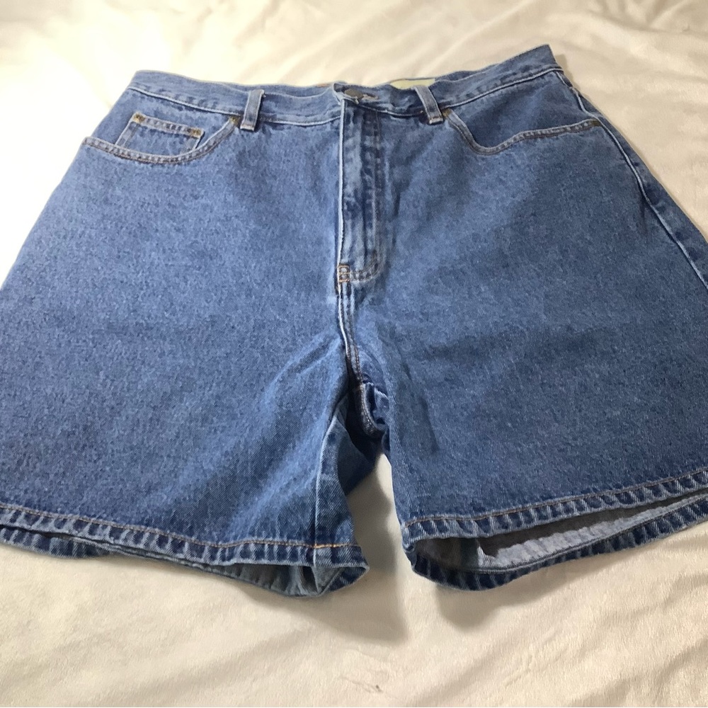 Eddie Bauer  vintage short blue size 16